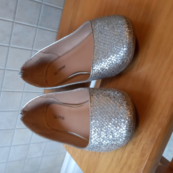 Call it Spring sparkly flats - Picture 2 of 4